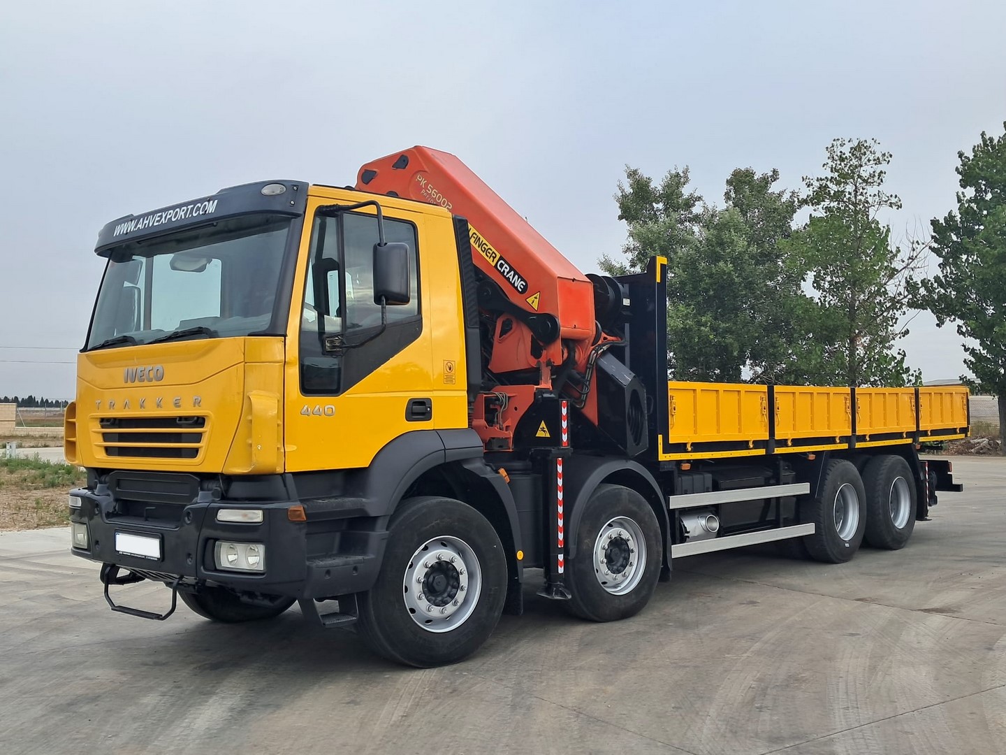IVECO 440 8×4 PALFINGER PK 56002