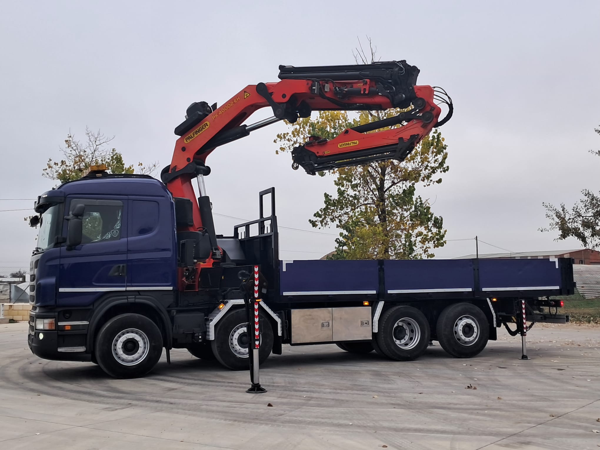 SCANIA 480 8×2 PALFINGER PK 44002 + JIB