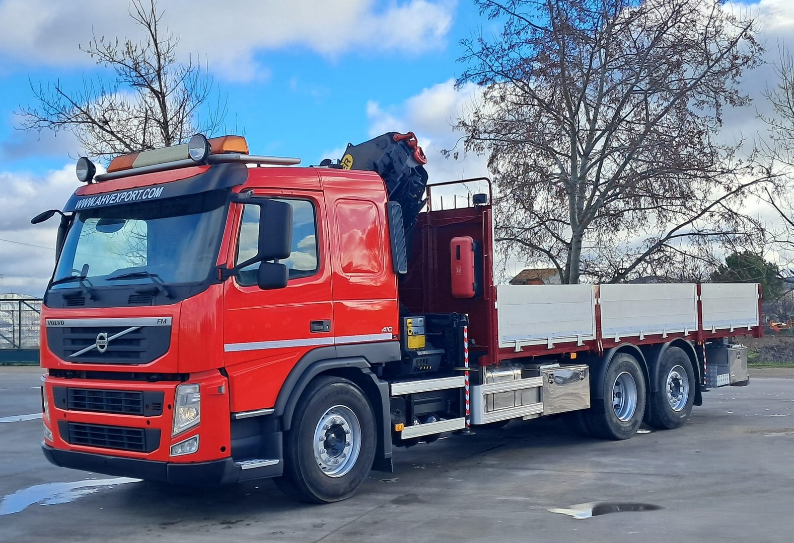 VOLVO 460 6×2 PALFINGER PK 26002