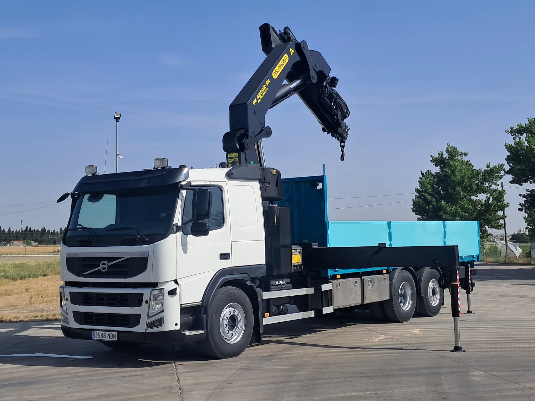 VOLVO 380 6×2 PALFINGER PK 42002