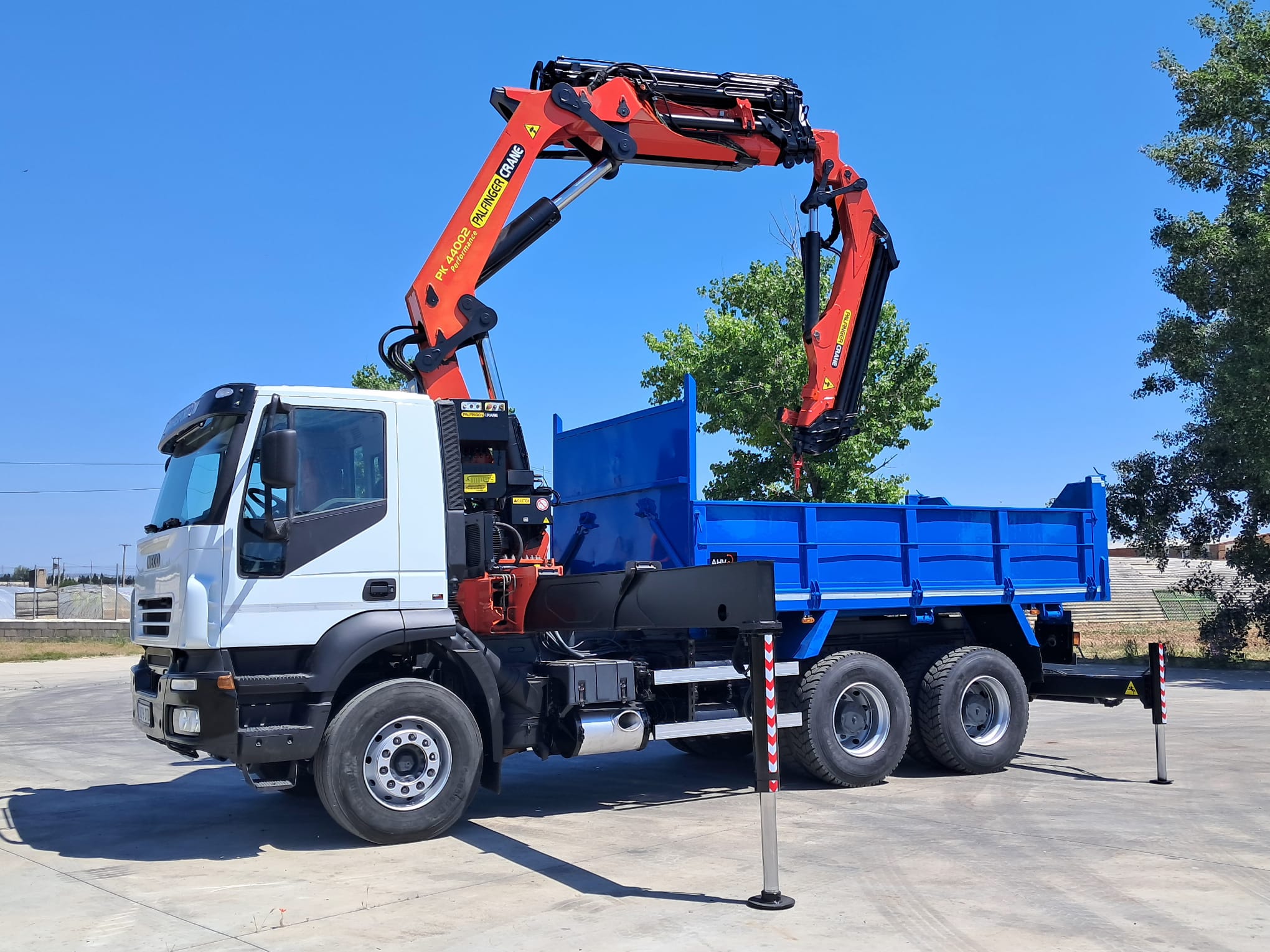 IVECO 380 PALFINGER PK 44002 + JIB 6×4