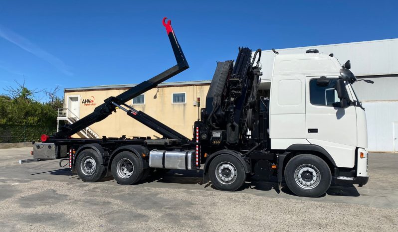 
								CAMION GANCHO VOLVO 440 8×2 HIAB 700 + JIB									