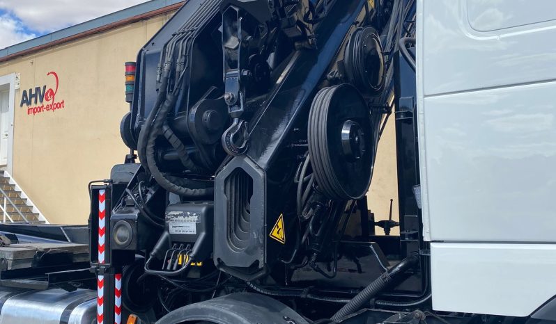 
								CAMION GANCHO VOLVO 440 8×2 HIAB 700 + JIB									