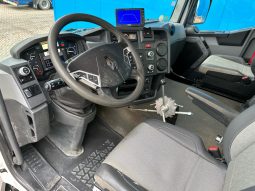 
										RENAULT 430 8×4 IMER 9m3 AÑO 2017									