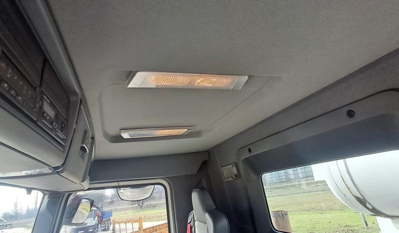 
								RENAULT 430 8×4 IMER 9m3 AÑO 2017									