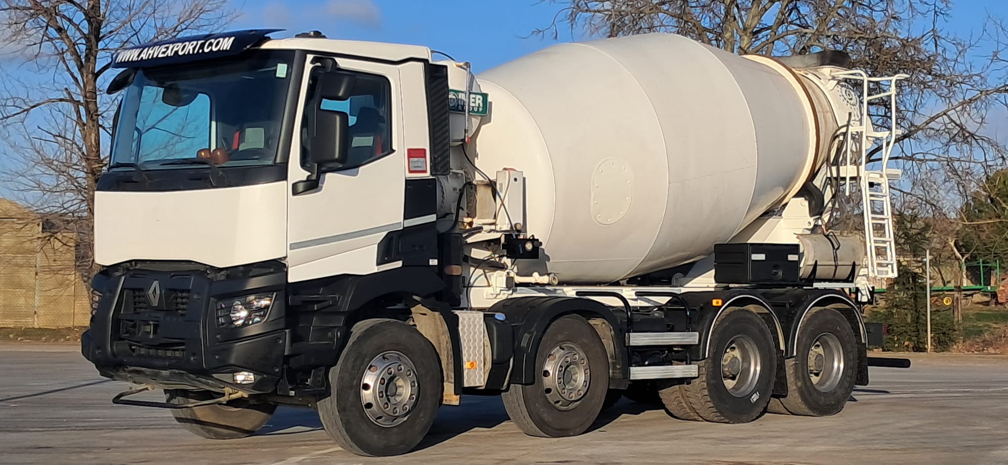 RENAULT 430 8×4 IMER 9m3 AÑO 2017