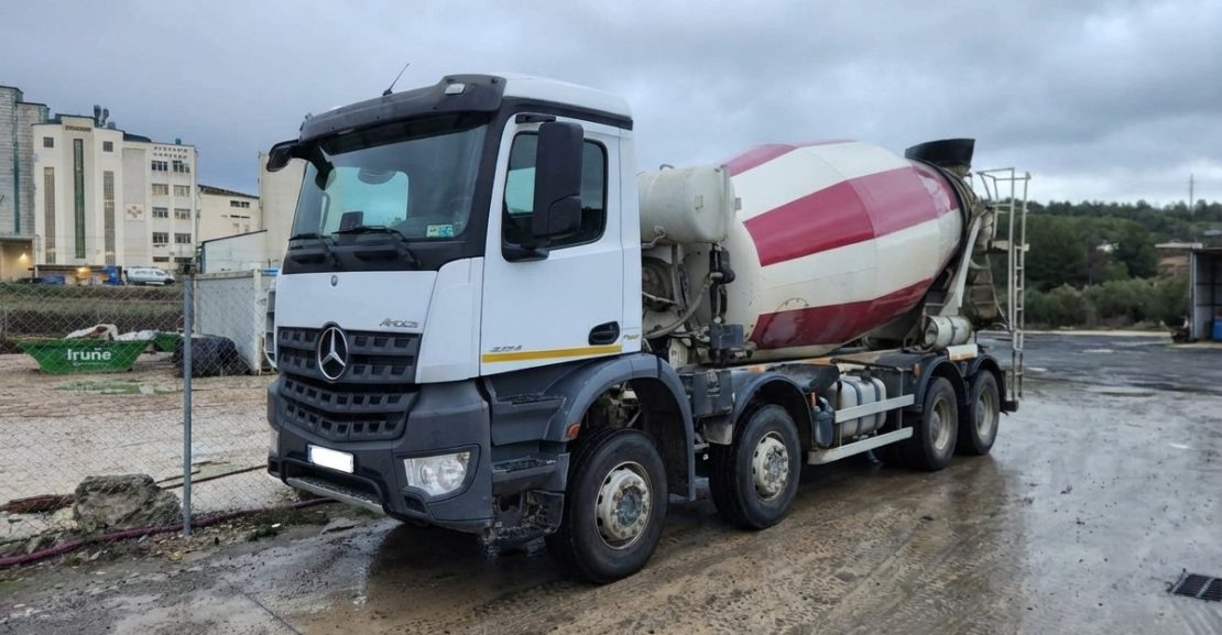 MERCEDES BENZ 4142 STETTER 10m3