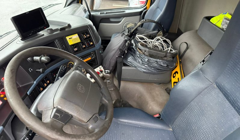 
								VOLVO 400 8×4 PALFINGER PK 44002									