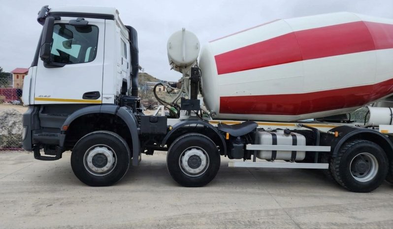 
								MERCEDES BENZ 4142 STETTER 10m3									