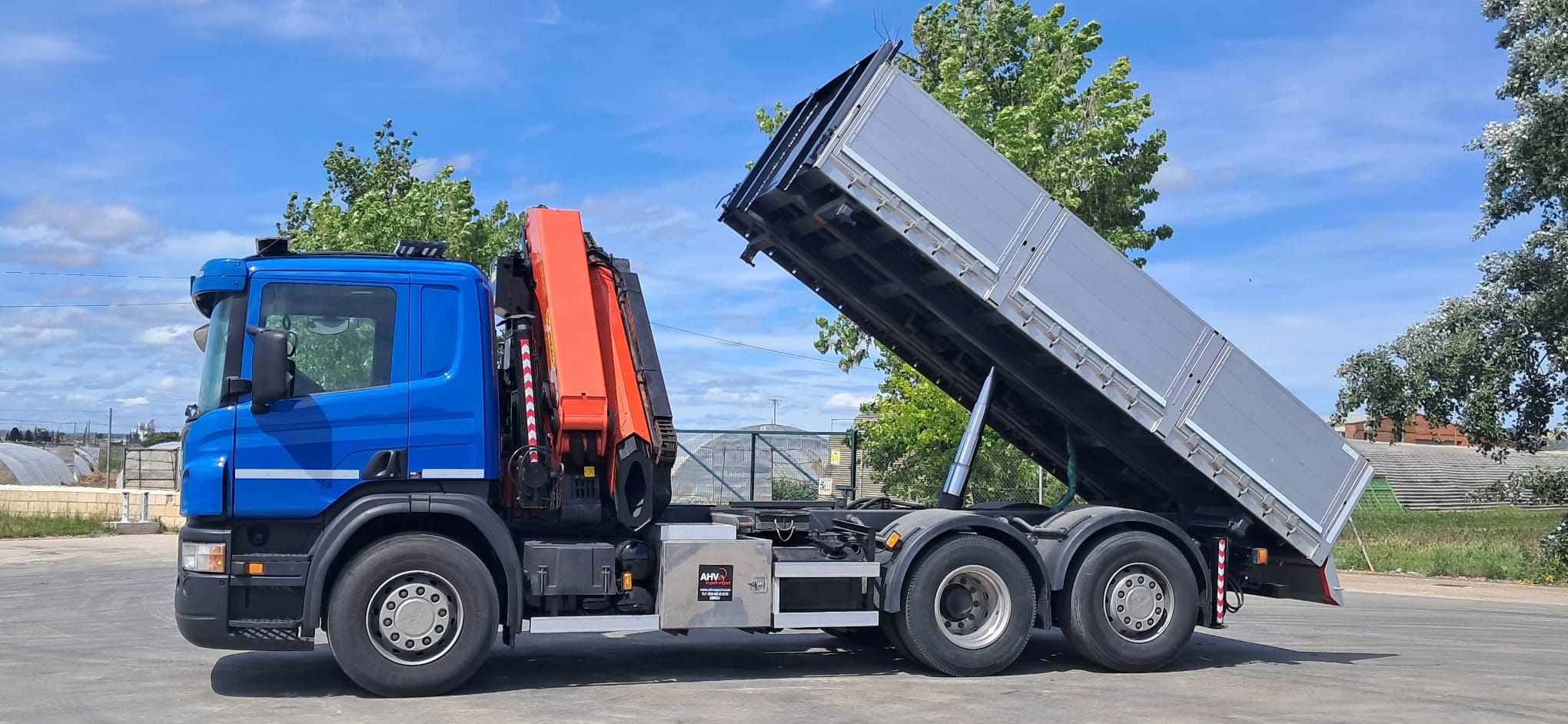 SCANIA 420 PALFINGER PK 29002 BASCULANTE