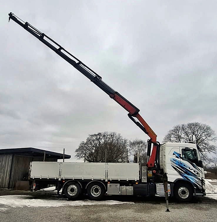 VOLVO 420 PALFINGER PK 33002 6X2