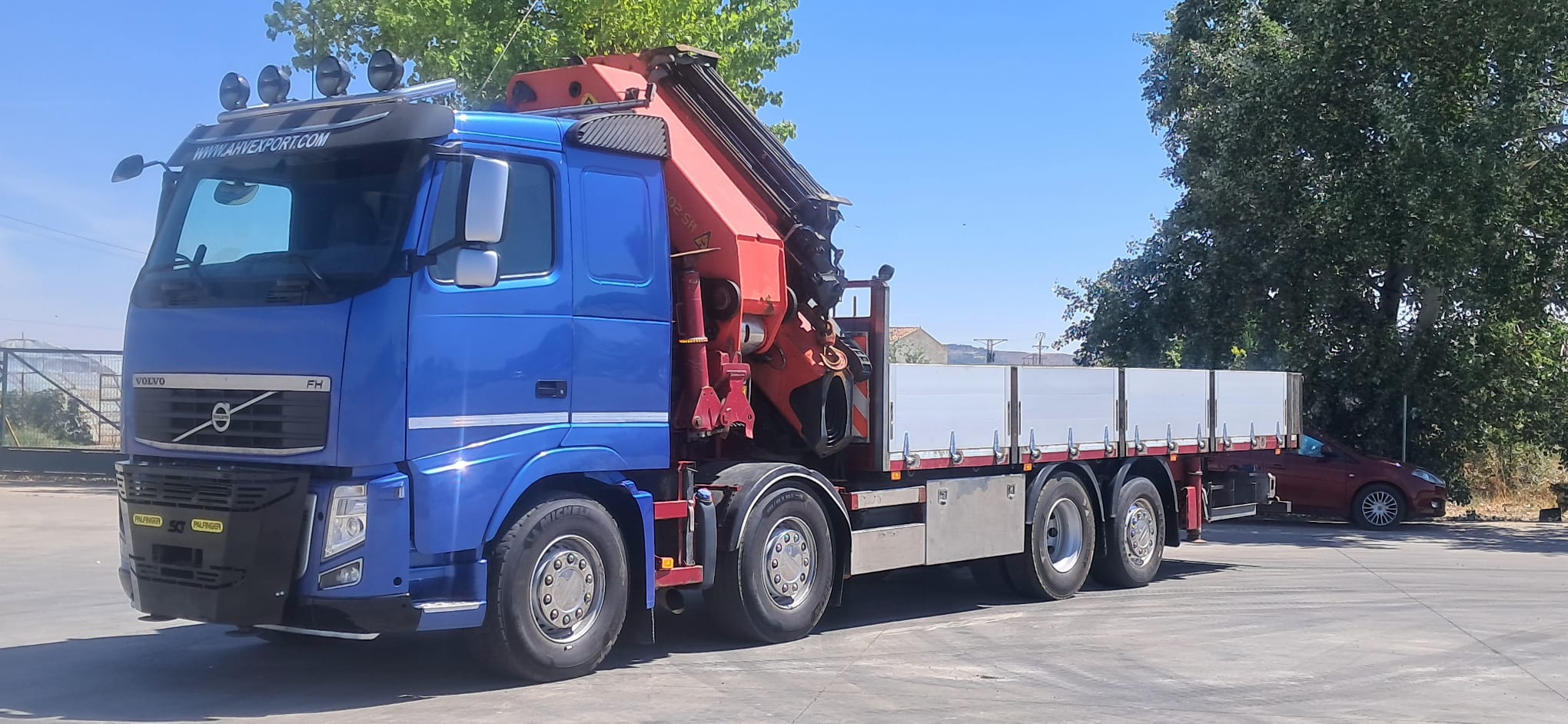 VOLVO 420 PK 92002 + JIB