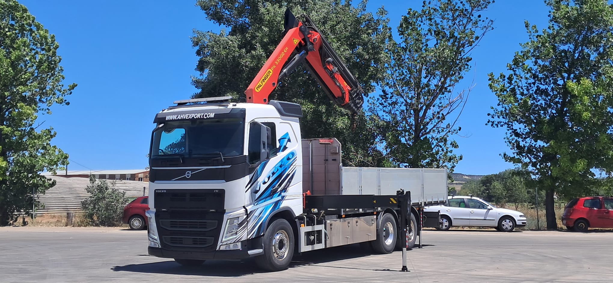 VOLVO 420 PALFINGER PK 33002 6X2