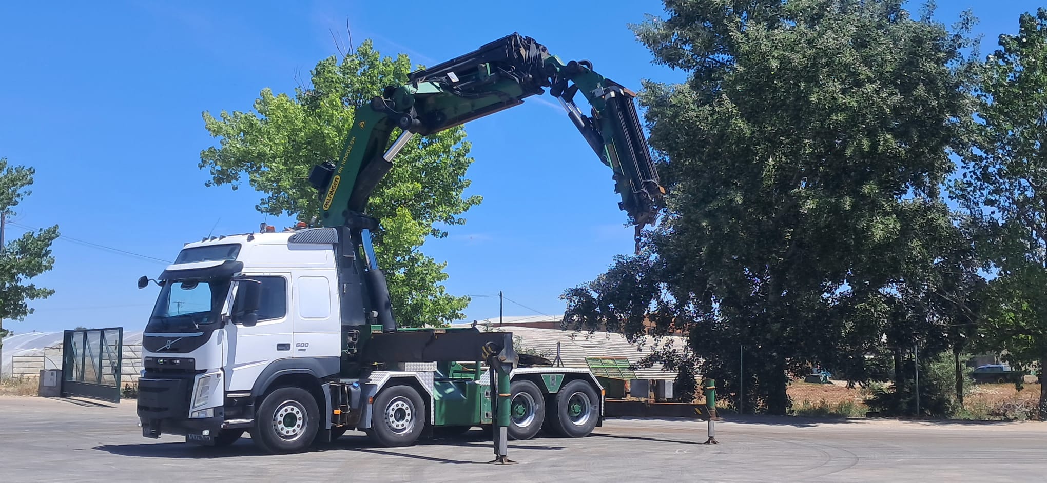 VOLVO 500 PALFINGER PK 110002 + JIB 8X4