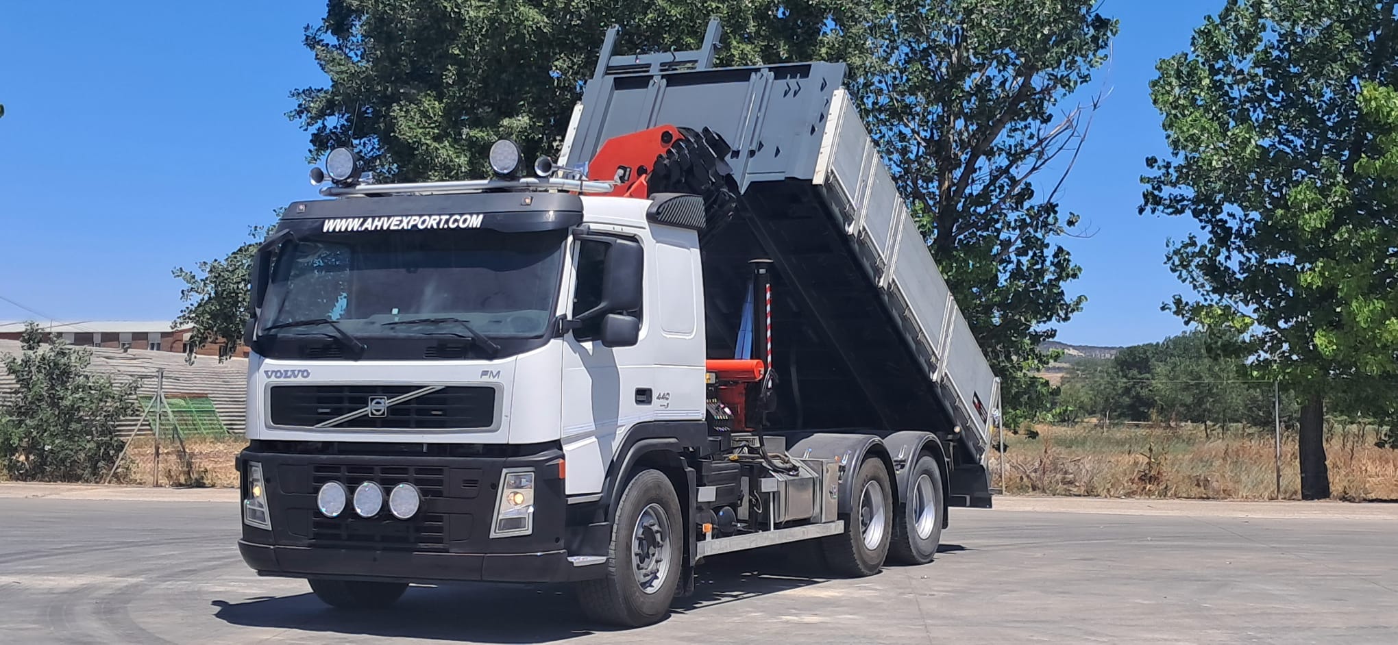 VOLVO 440 PALFINGER PK 27002 VOLQUETE