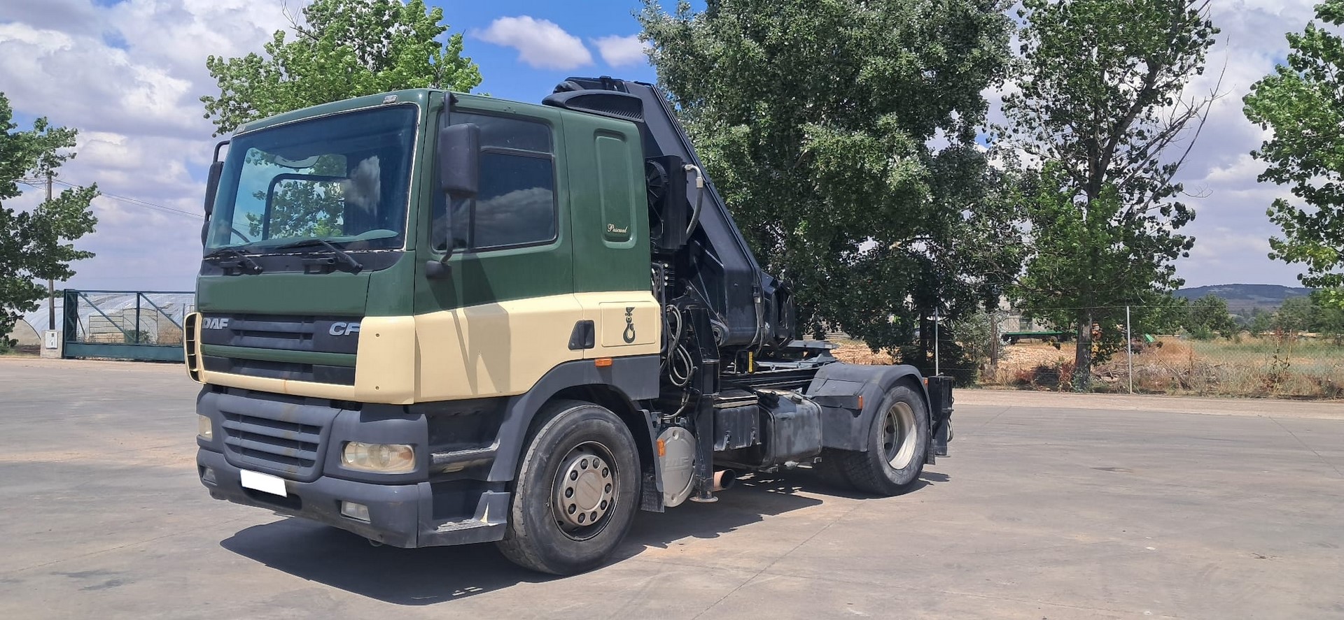 DAF 430 4×2 HIAB 330 E6