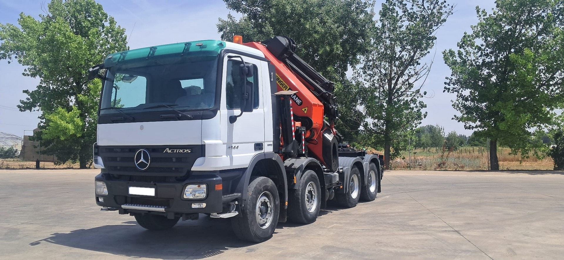 MERCEDES BENZ 4144 PALFINGER PK 100002 + JIB