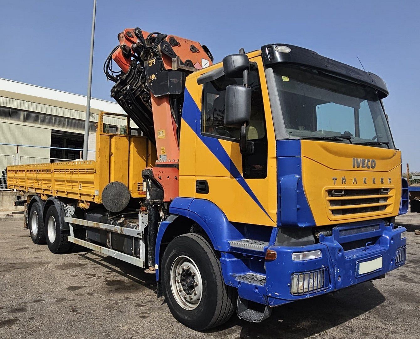 IVECO 350 PK 44002 + JIB 6×4