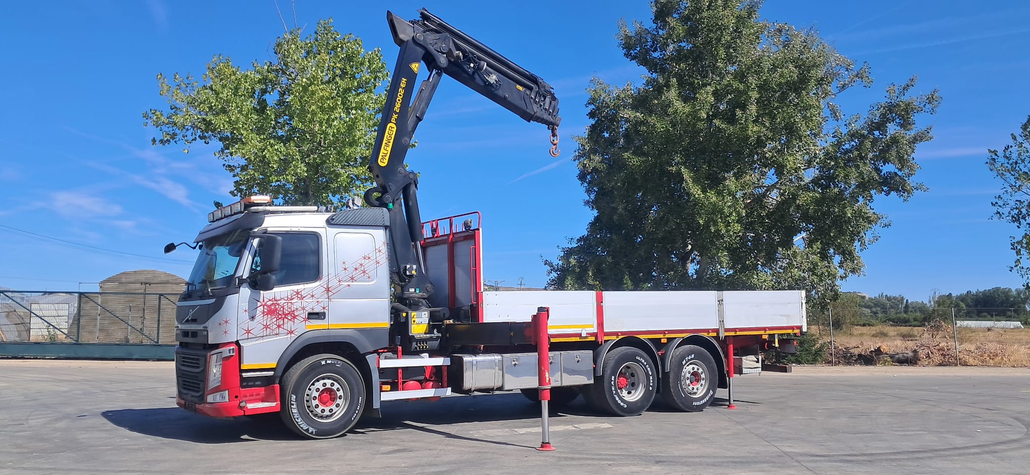 VOLVO 420 PALFINGER PK 26002 6×2