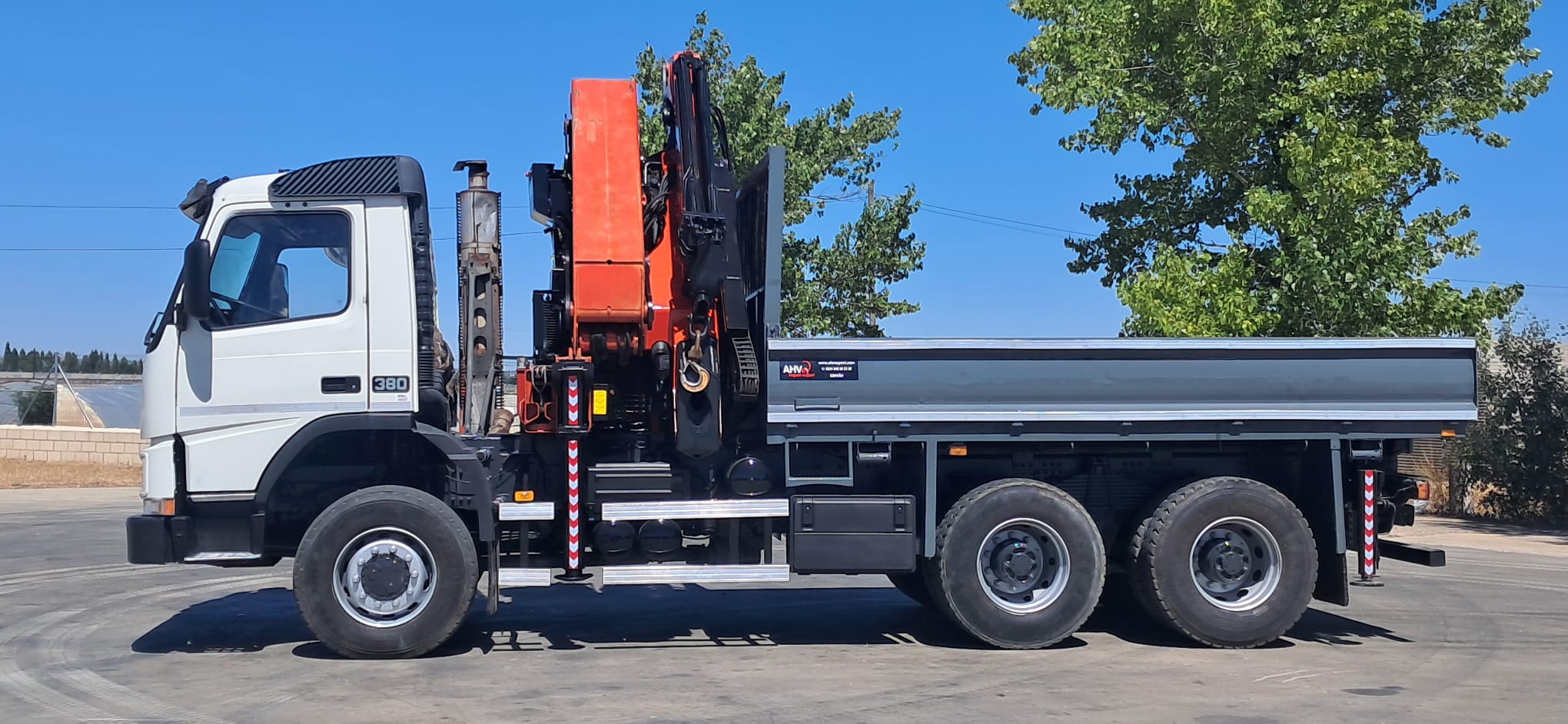 VOLVO 380 6X6 PALFINGER PK 44002 + JIB