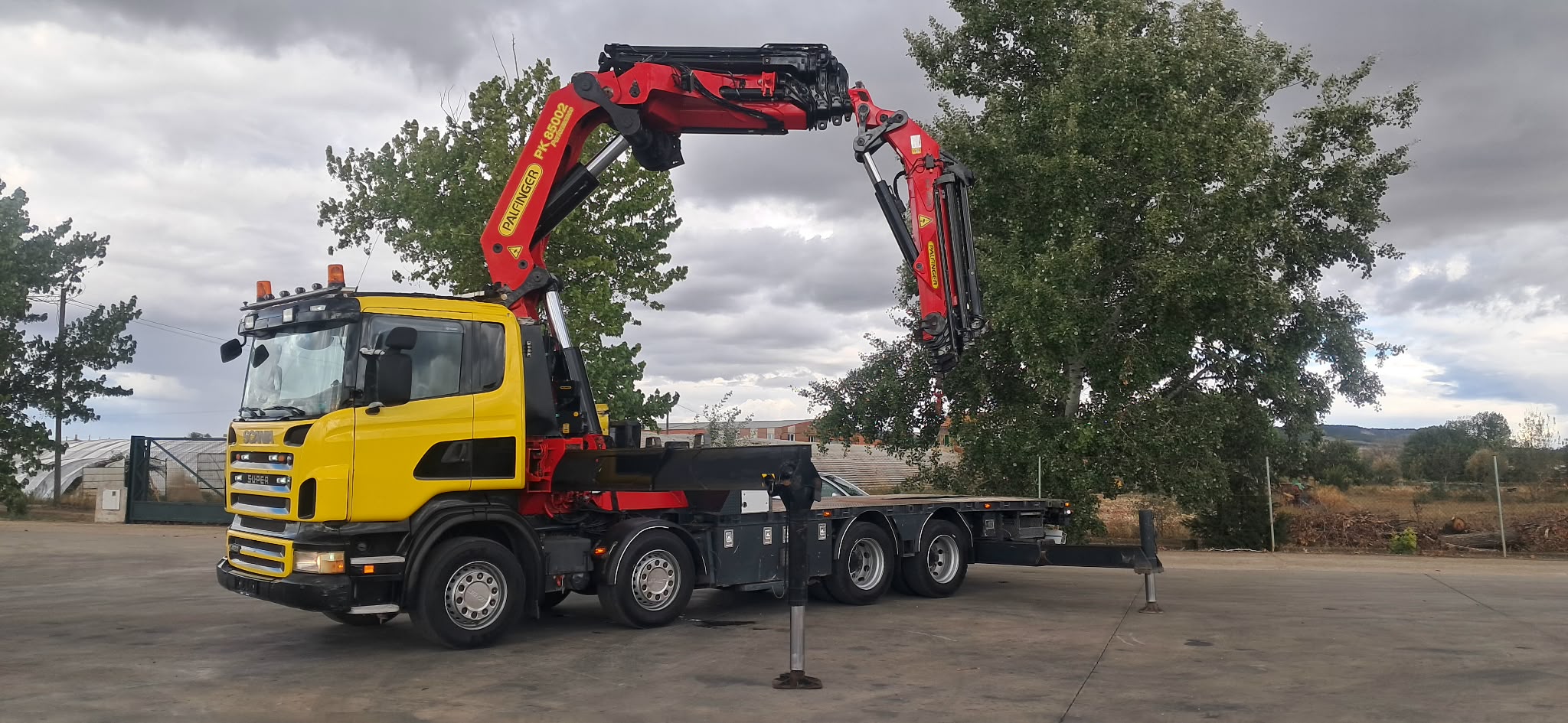 SCANIA 420 PALFINGER PK 85002 + JIB